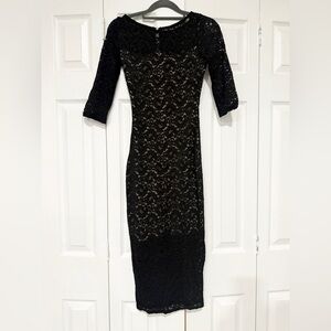 TFNC Black Lace Midi Dress with Three-Quarter Sleeves